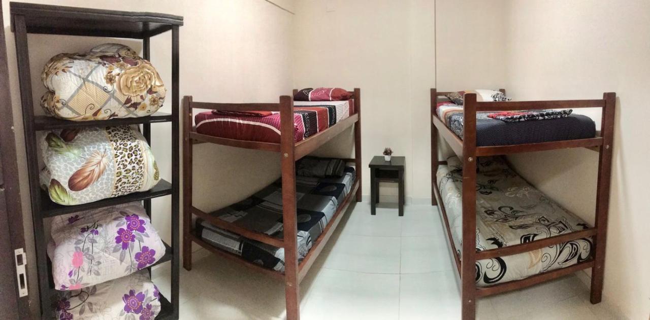Colibri Hostel Puerto Iguazu Ngoại thất bức ảnh