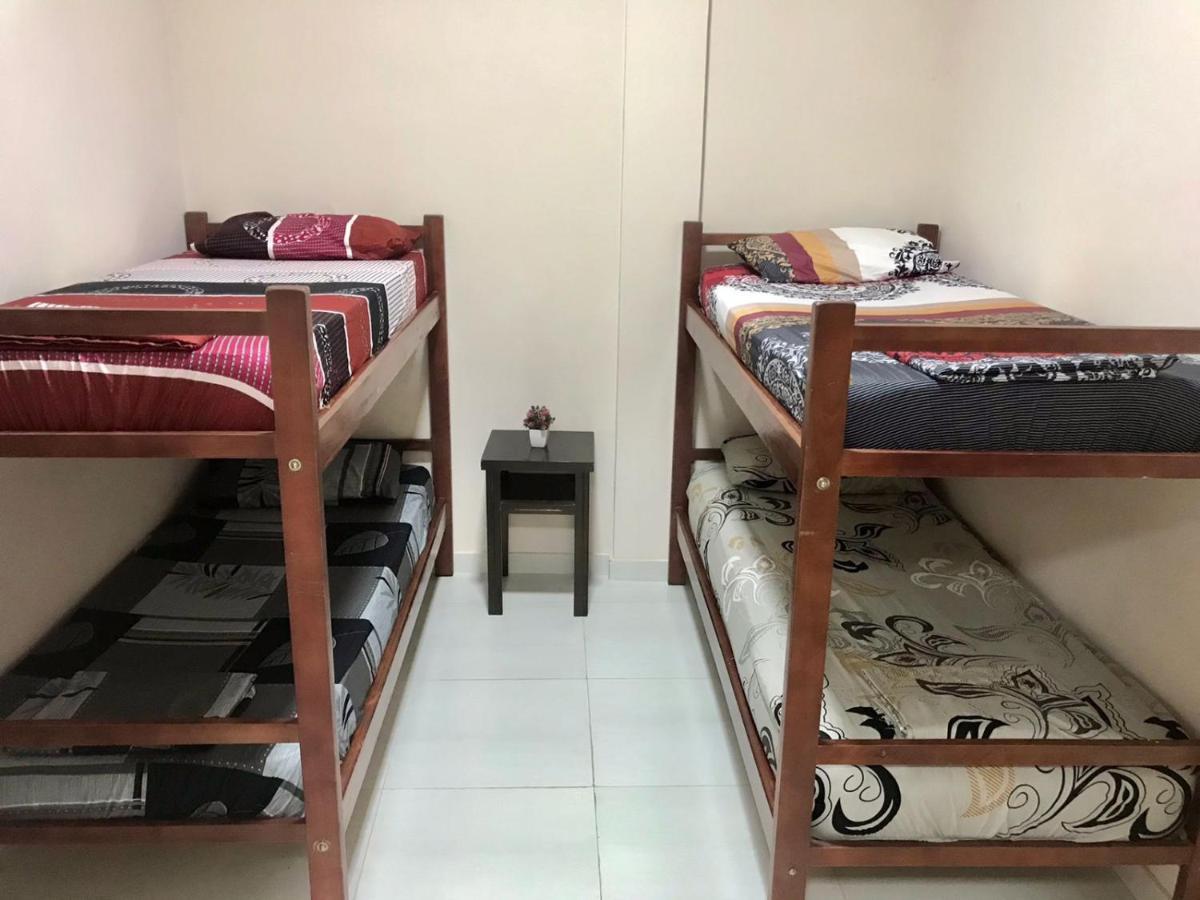 Colibri Hostel Puerto Iguazu Ngoại thất bức ảnh