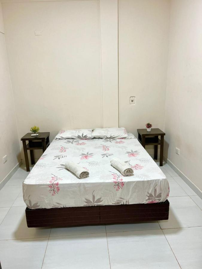Colibri Hostel Puerto Iguazu Ngoại thất bức ảnh